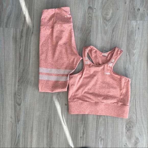 Stronger the label signature tights and crop top US (S ) 4-6 Like new 8/10 - Picture 6 of 9